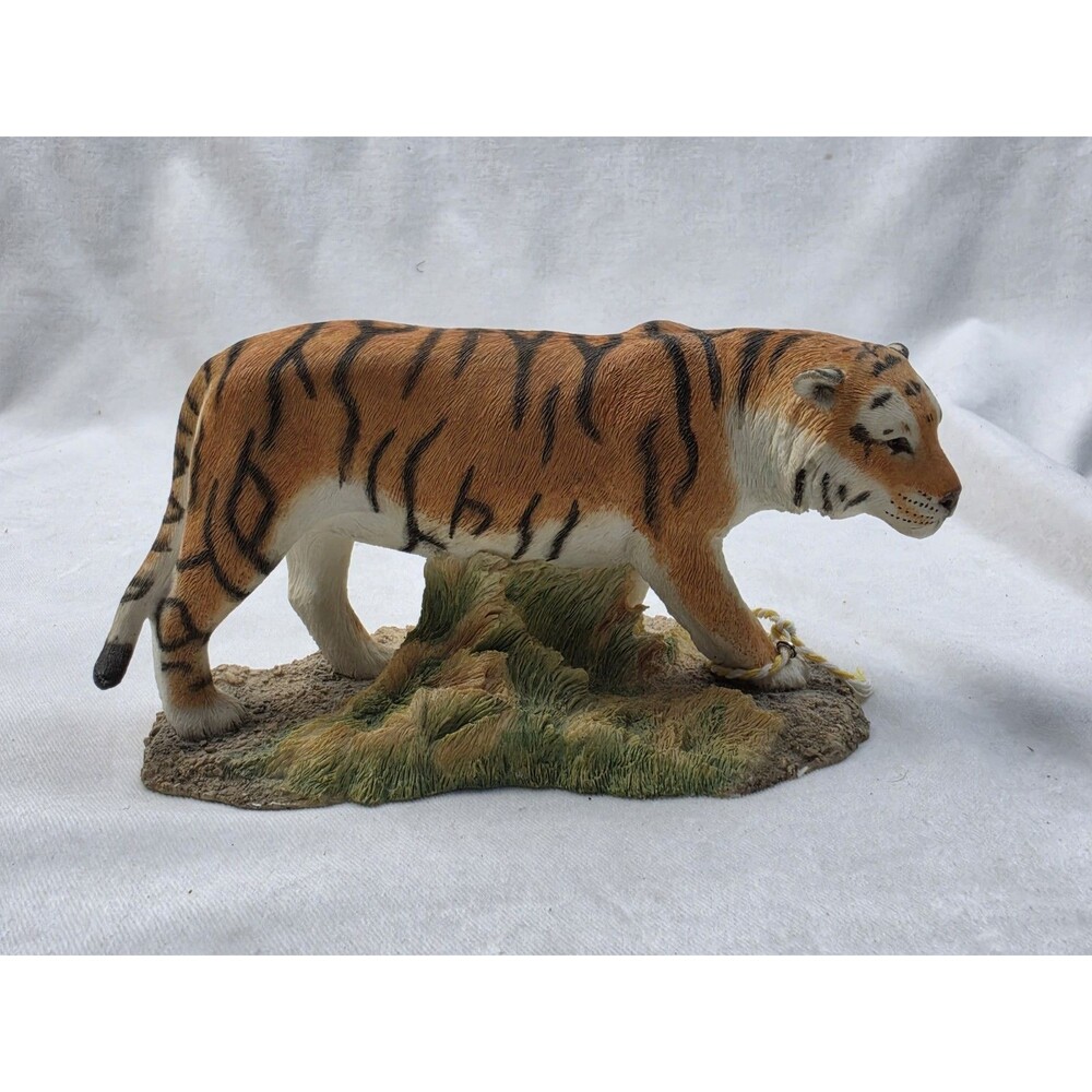 Vintage Sherratt & Simpson Walking Tiger Resin Figurine